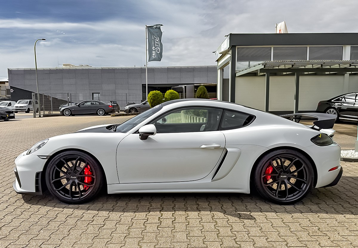 Porsche Cayman  GT4 Clubsport PDK Carbon Manthey LED