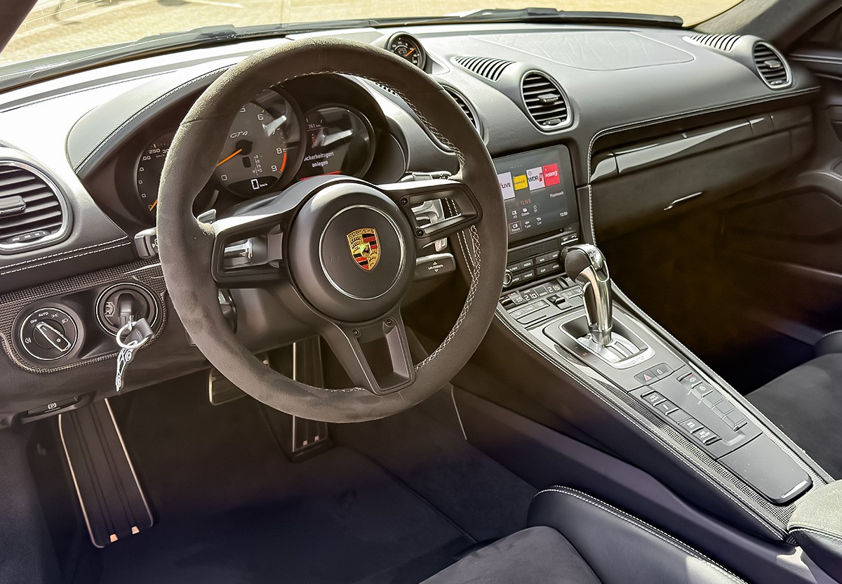 Porsche Cayman  GT4 Clubsport PDK Carbon Manthey LED
