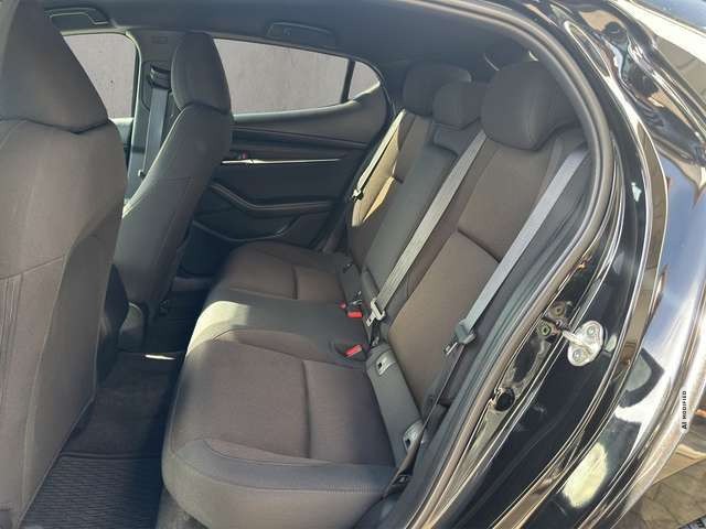 Mazda 3 EXCLUSIVE ++Matrix-LED+BOSE+360°++