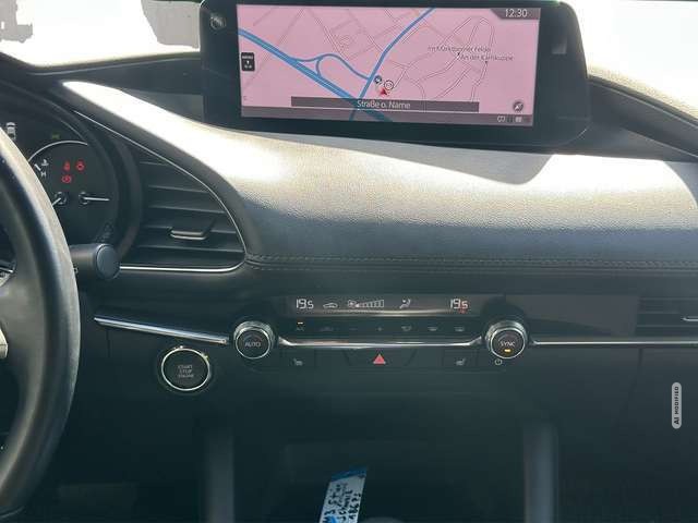 Mazda 3 EXCLUSIVE ++Matrix-LED+BOSE+360°++