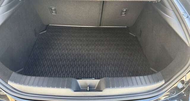 Mazda 3 EXCLUSIVE ++Matrix-LED+BOSE+360°++
