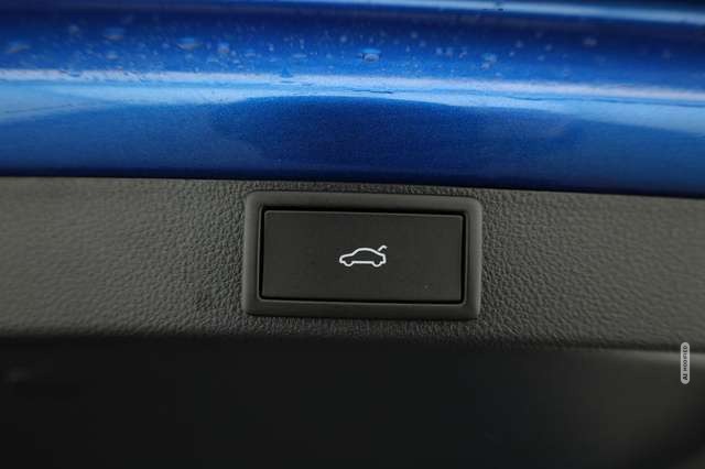 Skoda Octavia Combi RS 2.0 TSI DSG, Pano, AHK, Navi, Matrix, Sid