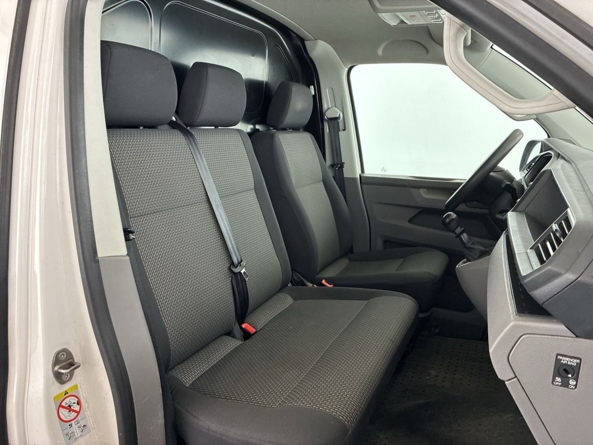 Volkswagen T6 Transporter T6.1 2.0 TDI EU 6d NAVI * KLIMA AHK R-CAM