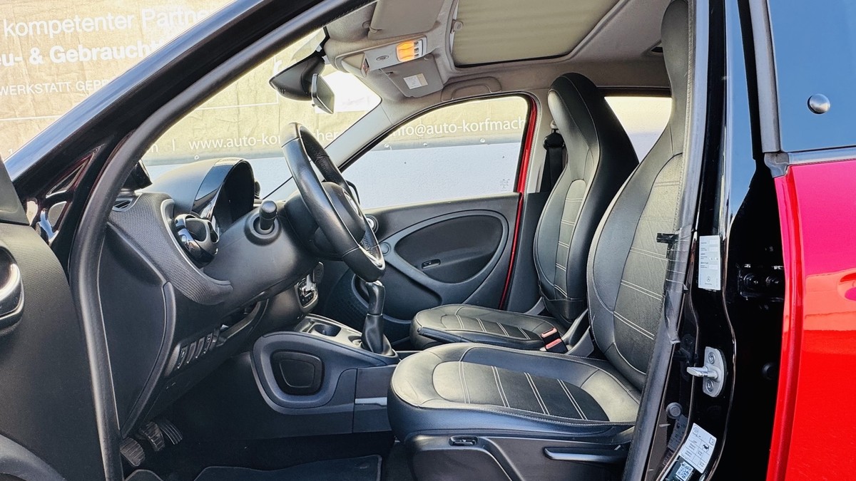 Smart ForFour prime VOLL-LEDER PANO SITZHZG PDC