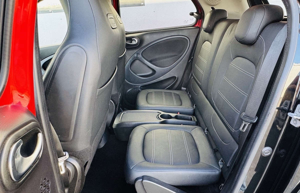 Smart ForFour prime VOLL-LEDER PANO SITZHZG PDC