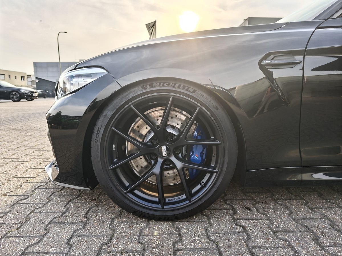 BMW M2 Competition DKG Schalensitze Carplay R.Cam 
