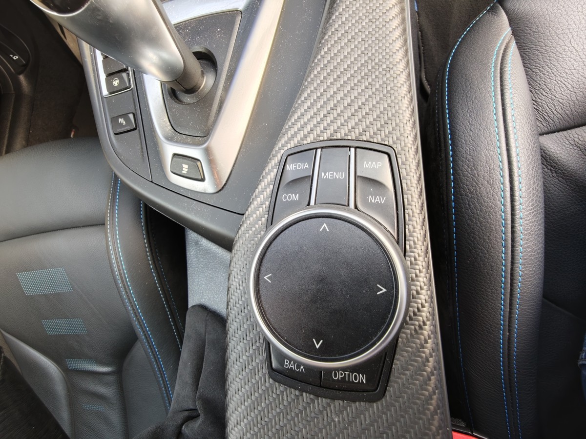 BMW M2 Competition DKG Schalensitze Carplay R.Cam 