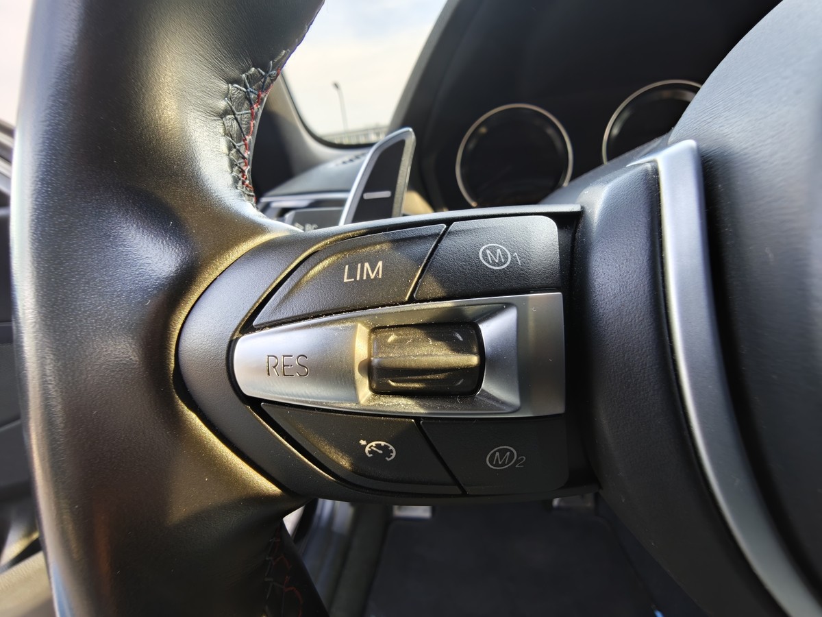 BMW M2 Competition DKG Schalensitze Carplay R.Cam 
