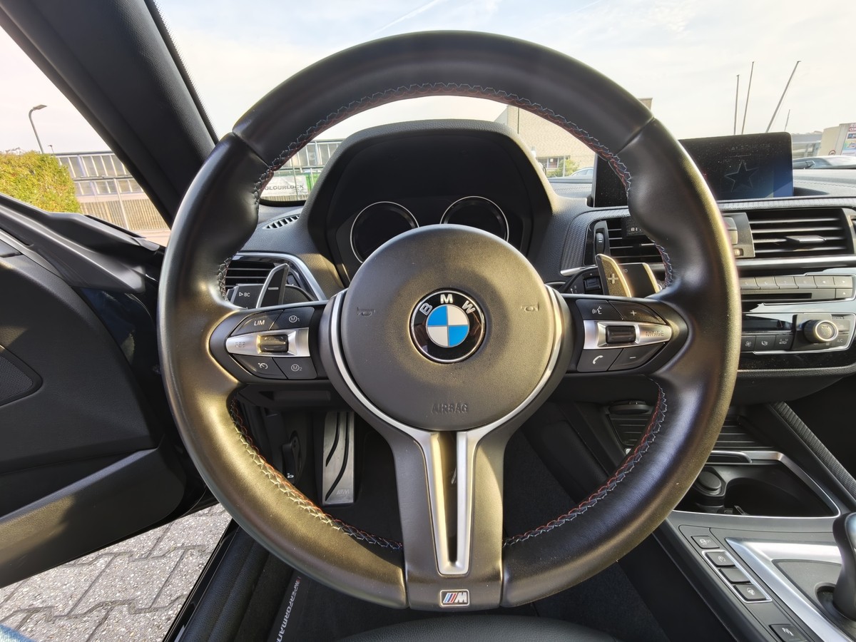 BMW M2 Competition DKG Schalensitze Carplay R.Cam 