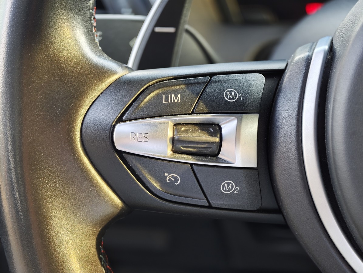 BMW M2 Competition DKG Schalensitze Carplay R.Cam 