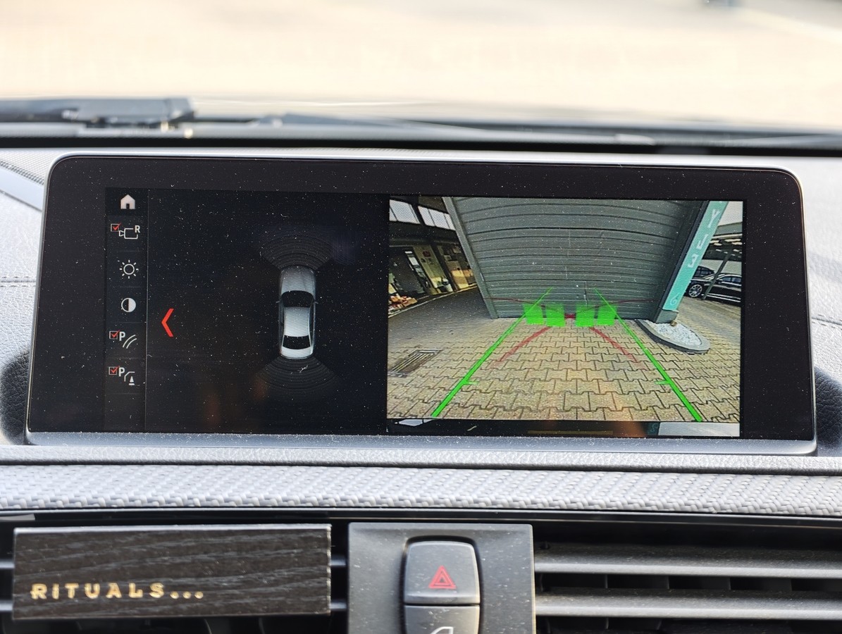 BMW M2 Competition DKG Schalensitze Carplay R.Cam 