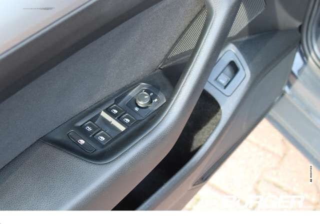 Volkswagen Passat Variant Navi AHK Zahnriemen gewechselt ALU GRA Sit