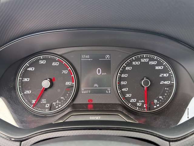 Seat Arona 1.0 TSI Style KLIMA / LED / KAMERA / DAB+ / SMART-