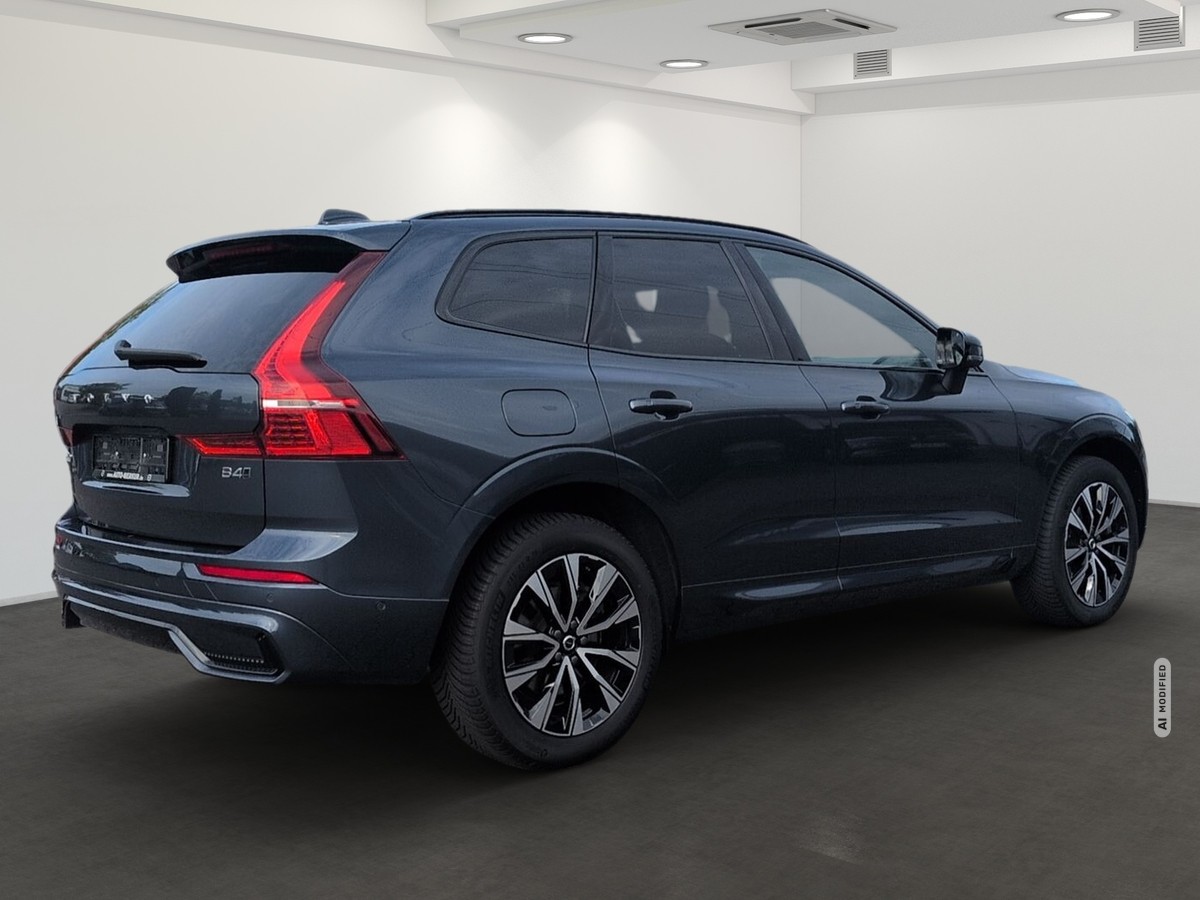 Volvo XC60 B4 Diesel AWD Plus Dark Pano Standhzg 360°Kam