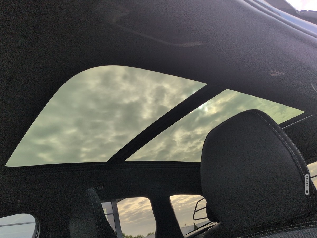 Volvo XC60 B4 Diesel AWD Plus Dark Pano Standhzg 360°Kam