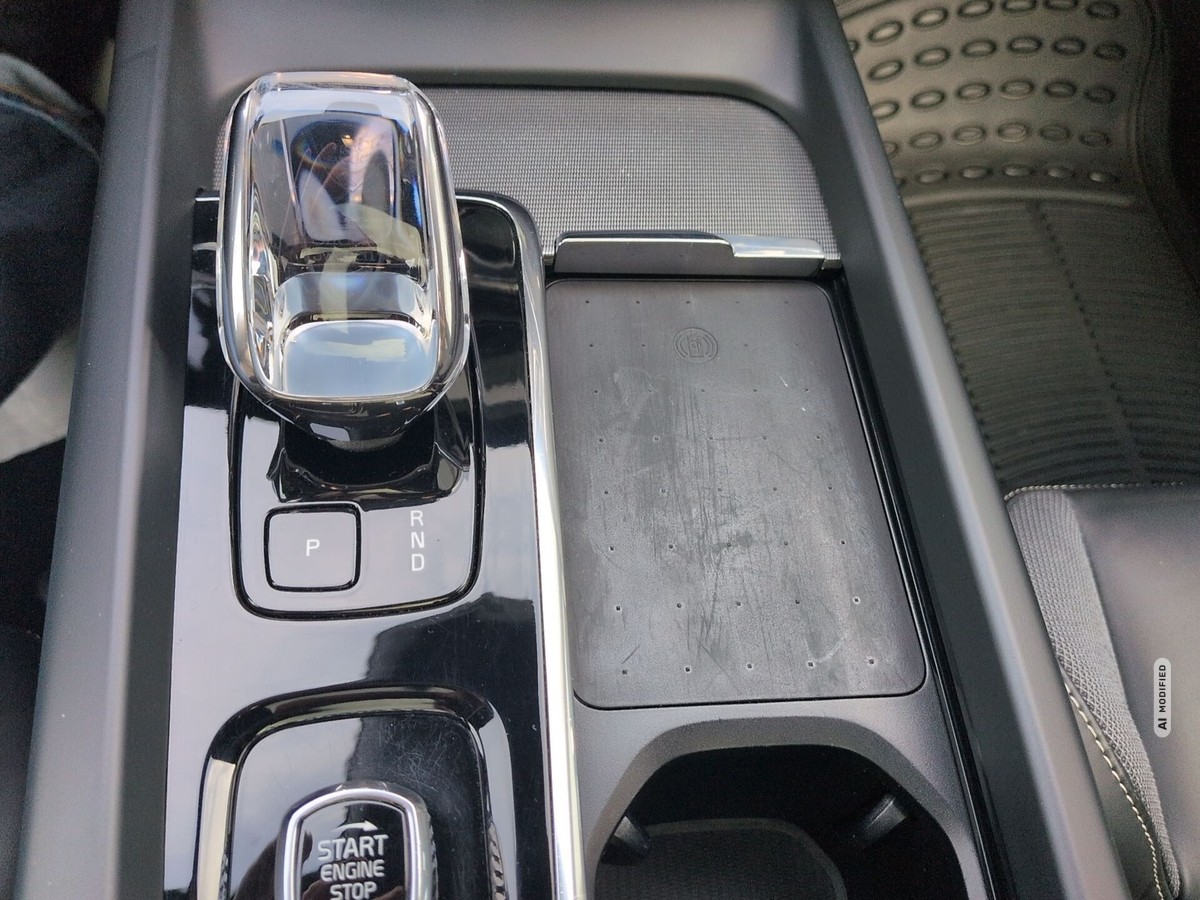 Volvo XC60 B4 Diesel AWD Plus Dark Pano Standhzg 360°Kam