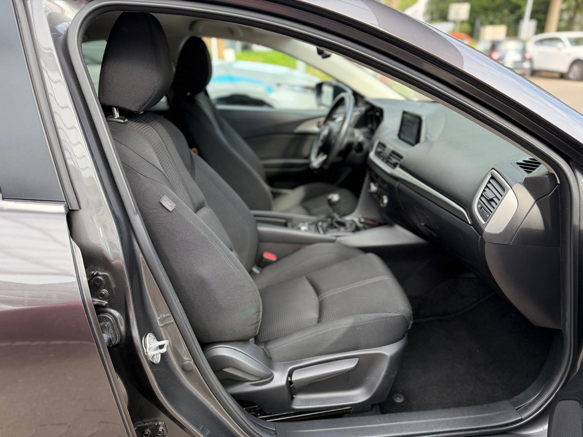 Mazda 3 2.0L 120PS - Anhängerkupplung, Navi, Sitzheizung, PDC