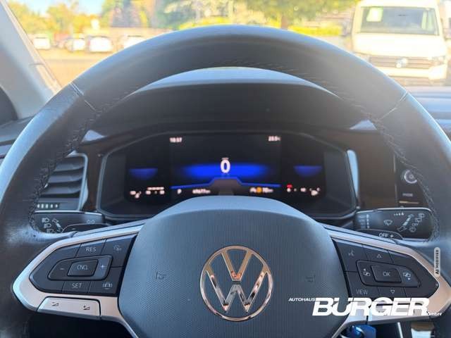 Volkswagen Polo VI Life DSG LED CarPlay PDC v+h Mehrzonenklima Dig