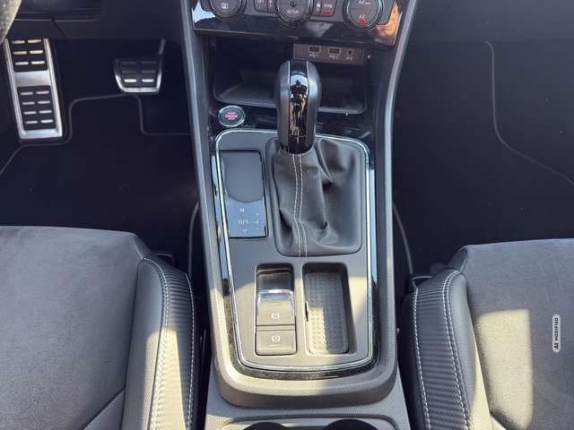 Seat Leon Cupra 2.0 TSI DSG Edition Silver DSG / NAVI / ACC