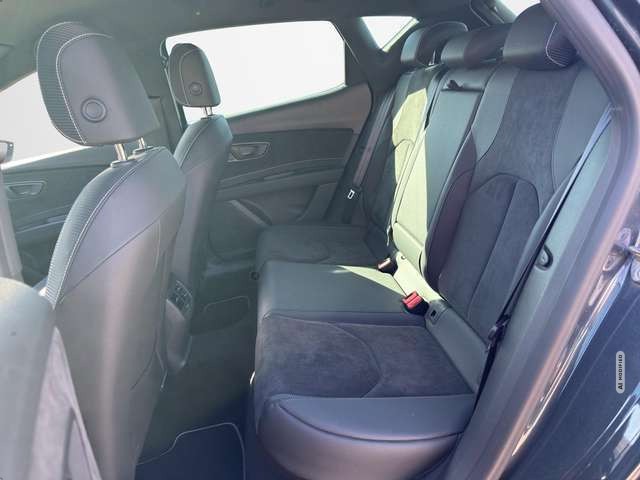 Seat Leon Cupra 2.0 TSI DSG Edition Silver DSG / NAVI / ACC
