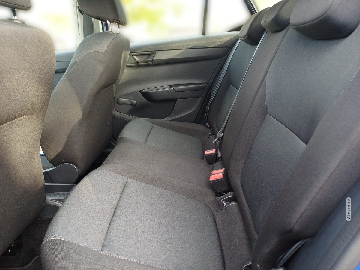 Skoda Fabia 1.0 MPI Active PDC Klima DAB wenig KM