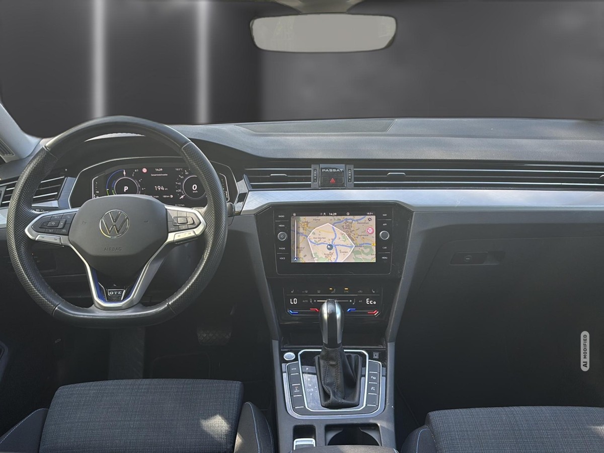 Volkswagen Passat Variant 1.4 TSI Hybrid GTE *LED*SHZ*RFK*NAVI*KLIMA