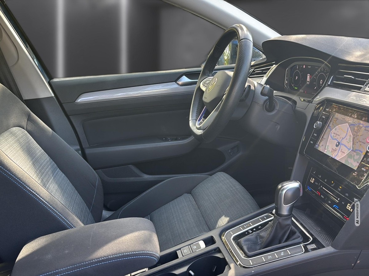 Volkswagen Passat Variant 1.4 TSI Hybrid GTE *LED*SHZ*RFK*NAVI*KLIMA