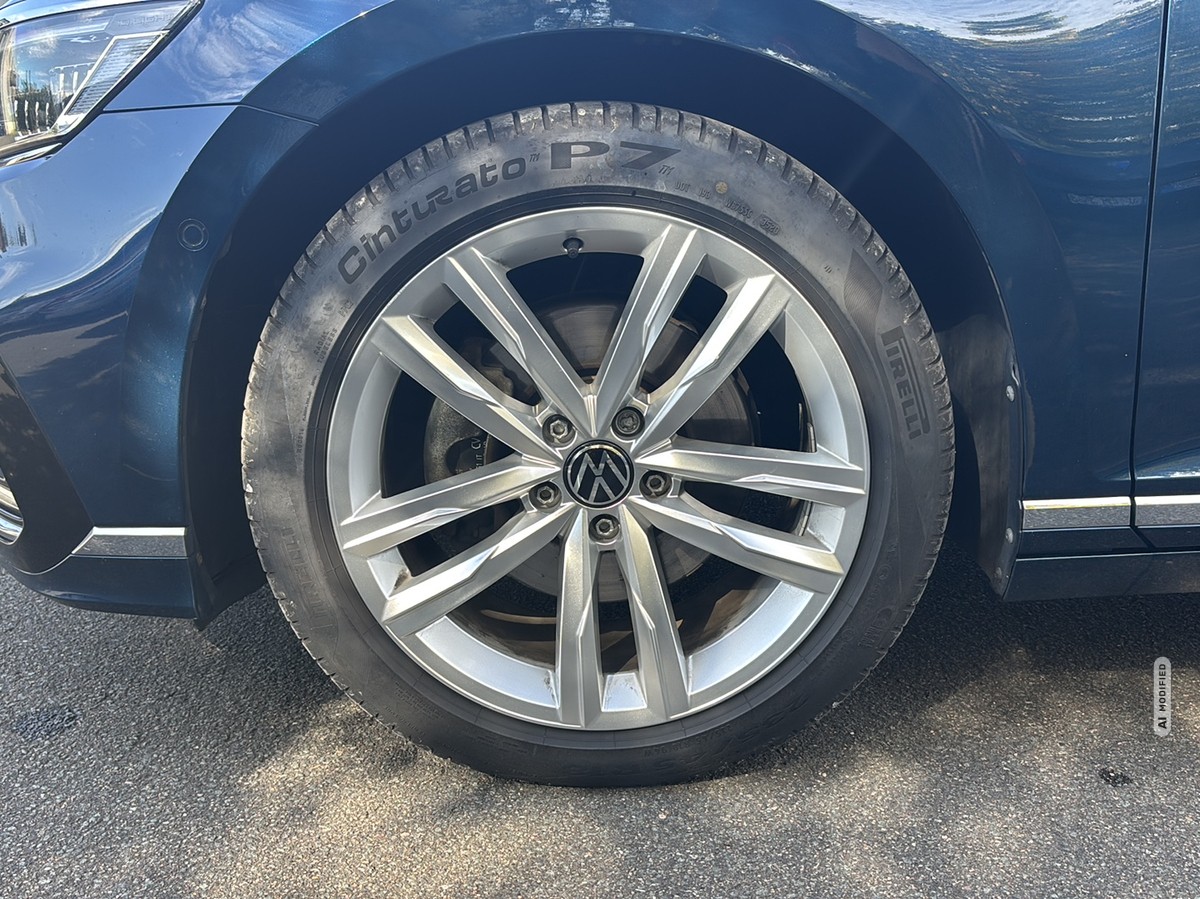 Volkswagen Passat Variant 1.4 TSI Hybrid GTE *LED*SHZ*RFK*NAVI*KLIMA