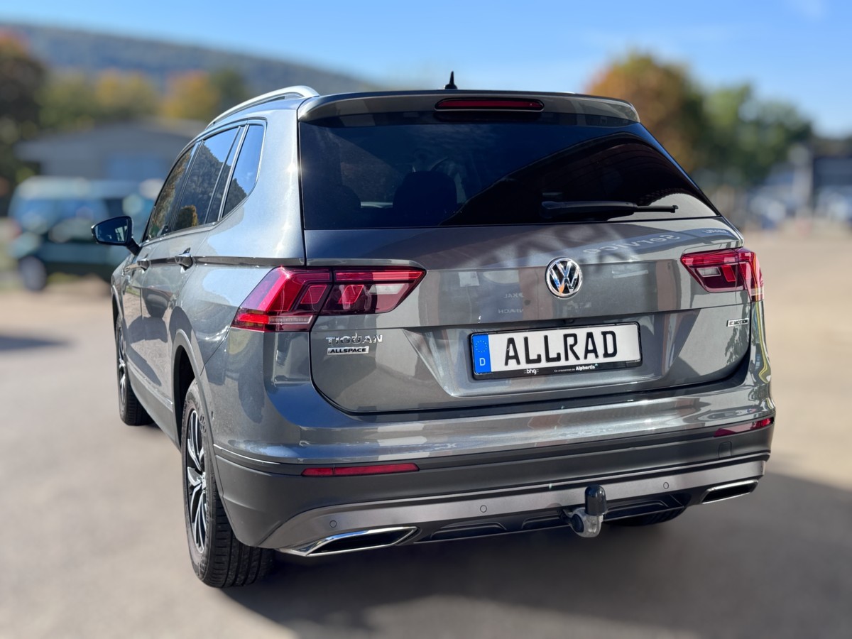 Volkswagen Tiguan Allspace 2.0 TDI Comfortline *Allrad*AHK*