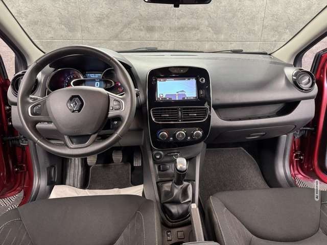 Renault Clio IV 1.2 Limited Navi*Tempo*PDC*Klima*Isofix