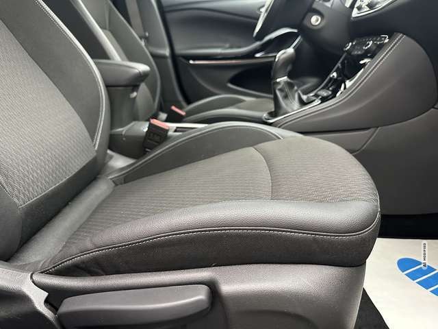 Opel Astra Innovation Start/Stop 
