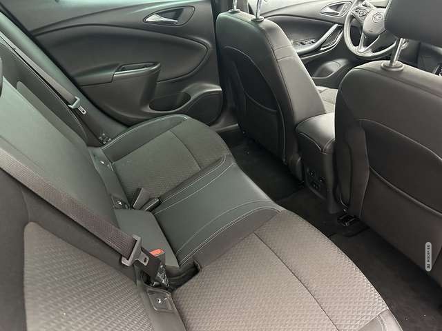 Opel Astra Innovation Start/Stop 