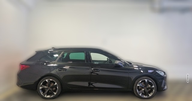 Cupra Leon Sportstourer 1.4 e-HYBRID KAM ACC CarPlay