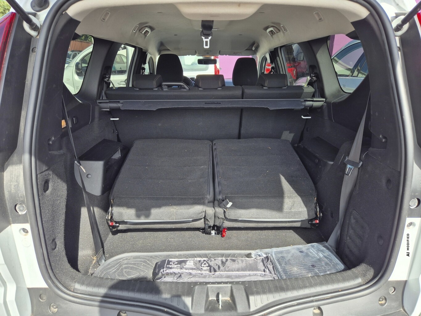 Dacia Jogger 1.0 TCe 110 Extreme+ 7S Nav PDC Temp SHZ