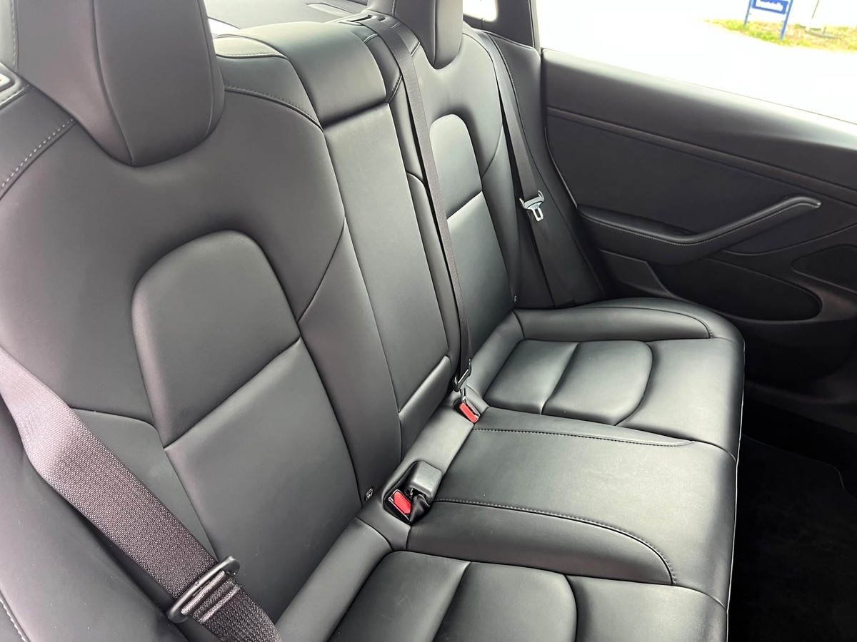 Tesla Model 3 RWD *Wärmepumpe*Leder