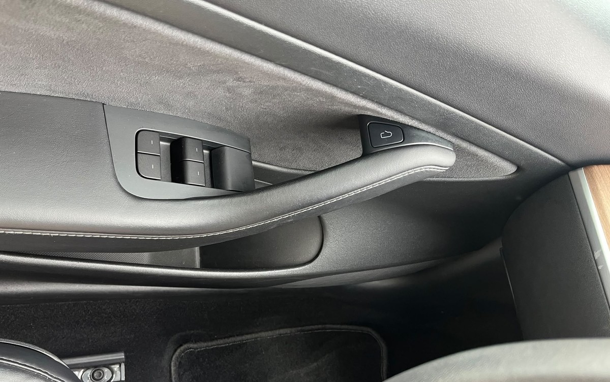Tesla Model 3 RWD *Wärmepumpe*Leder