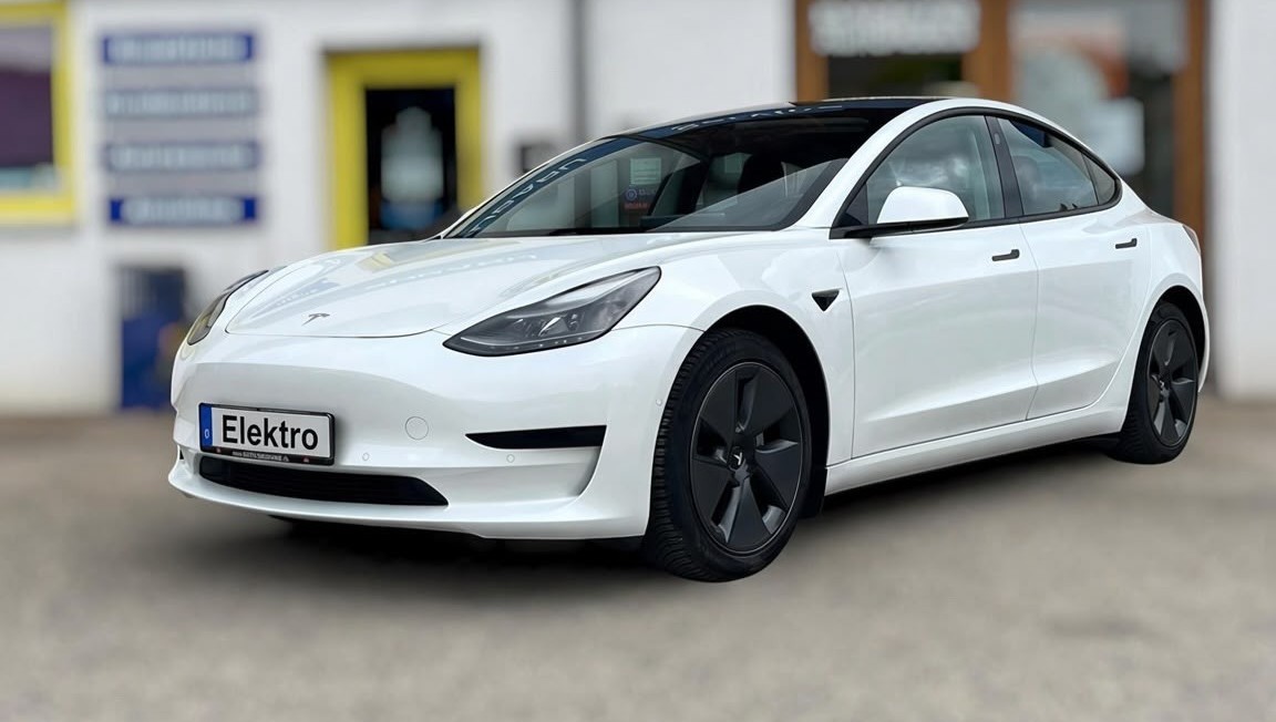 Tesla Model 3 RWD *Wärmepumpe*Leder
