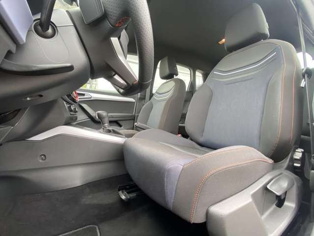 Seat Arona 1.0 TSI DSG FR nur 7.604 km VIRTUAL-COCKPI