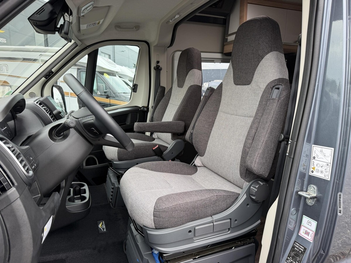 Knaus AndereBox Life pro 600 Clesana+Markise+AHK+Dachlüfter