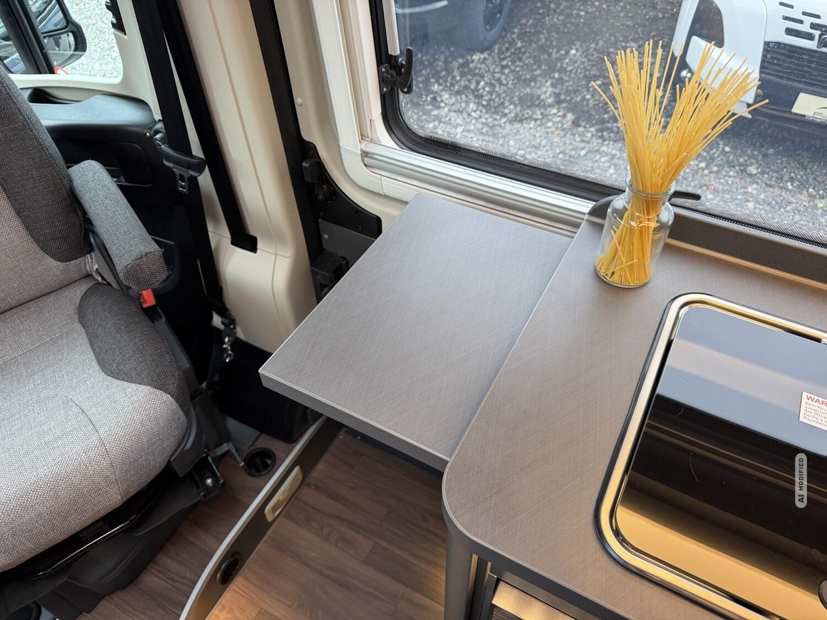 Knaus AndereBox Life pro 600 Clesana+Markise+AHK+Dachlüfter