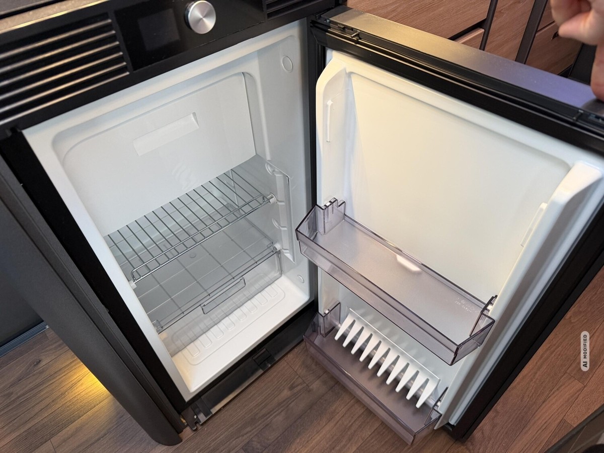 Knaus AndereBox Life pro 600 Clesana+Markise+AHK+Dachlüfter