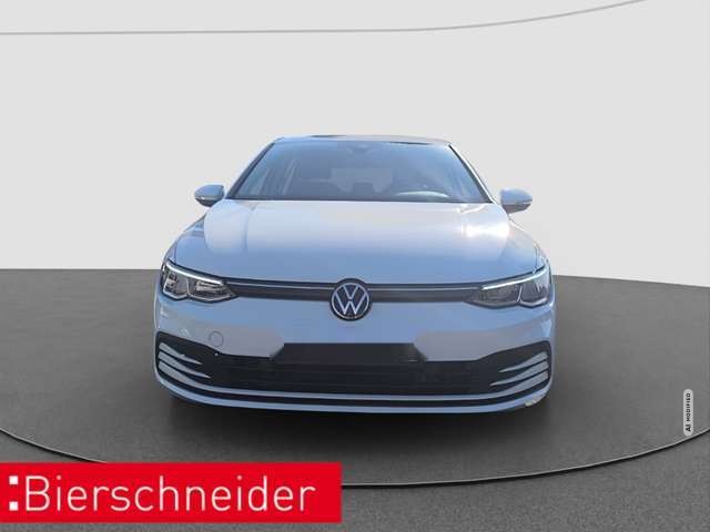 Volkswagen Golf 8 Lim. 1.5 TSI Life LED PDC SHZ