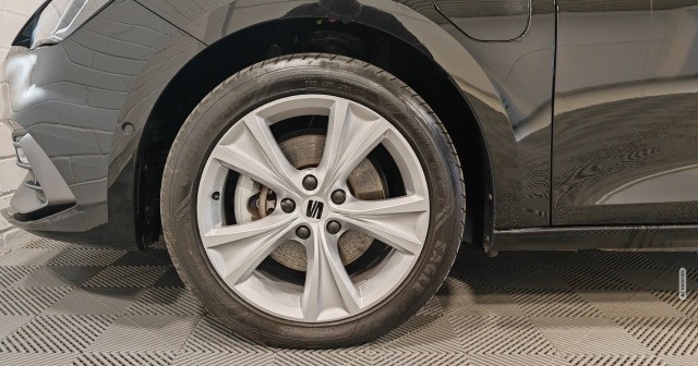 Seat Leon FR 1.4 e-Hybrid LED Navi KAM Lane DAB ACC