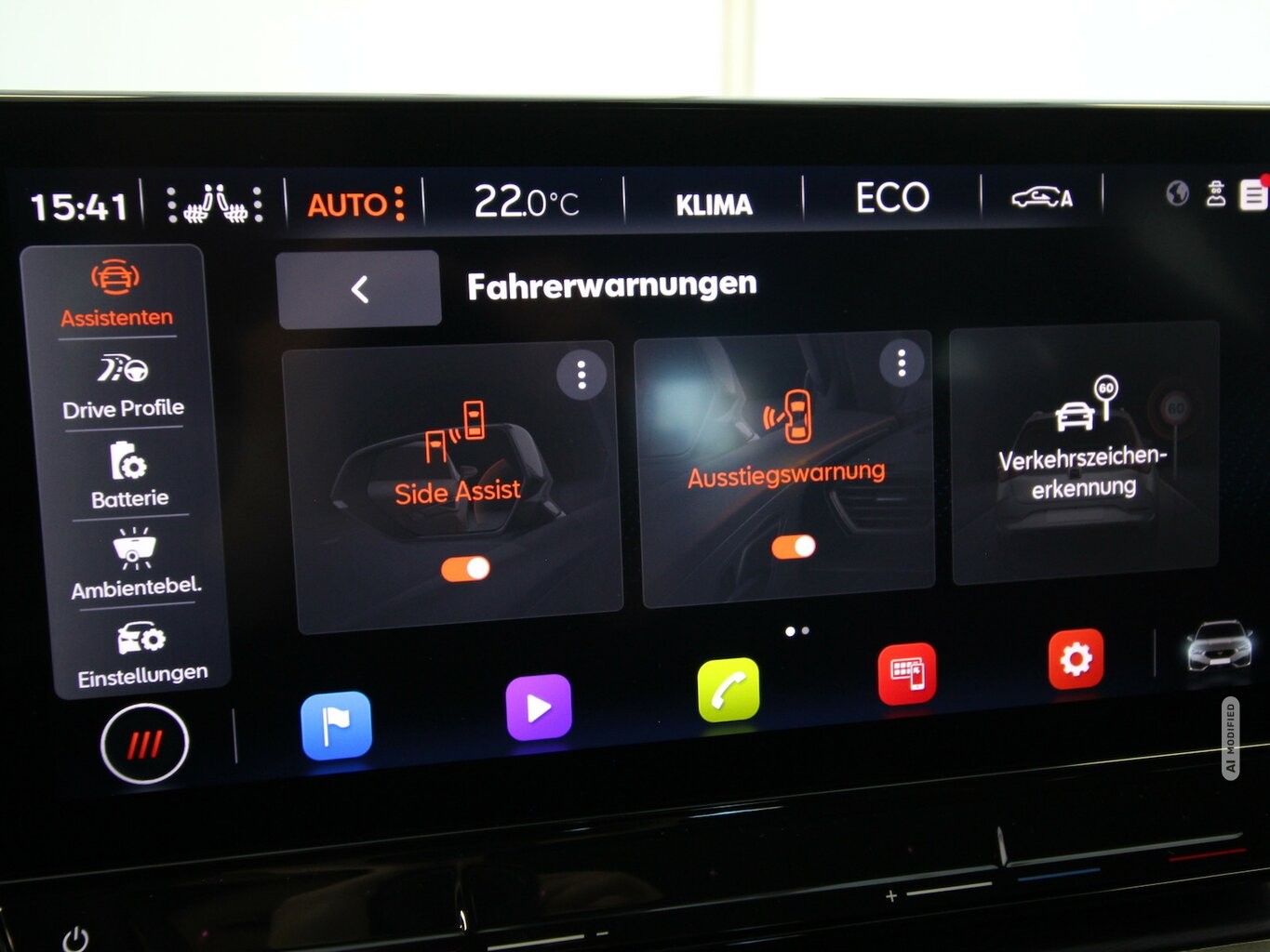 Cupra Leon Sportstourer e-HYBRID 6-DSG NAVI+LED+ACC...