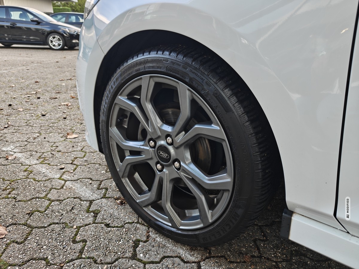 Ford Fiesta 1.0 l EB ST LINE  APPLINK  SHZ KLIMA MFL SPOSI PDC  