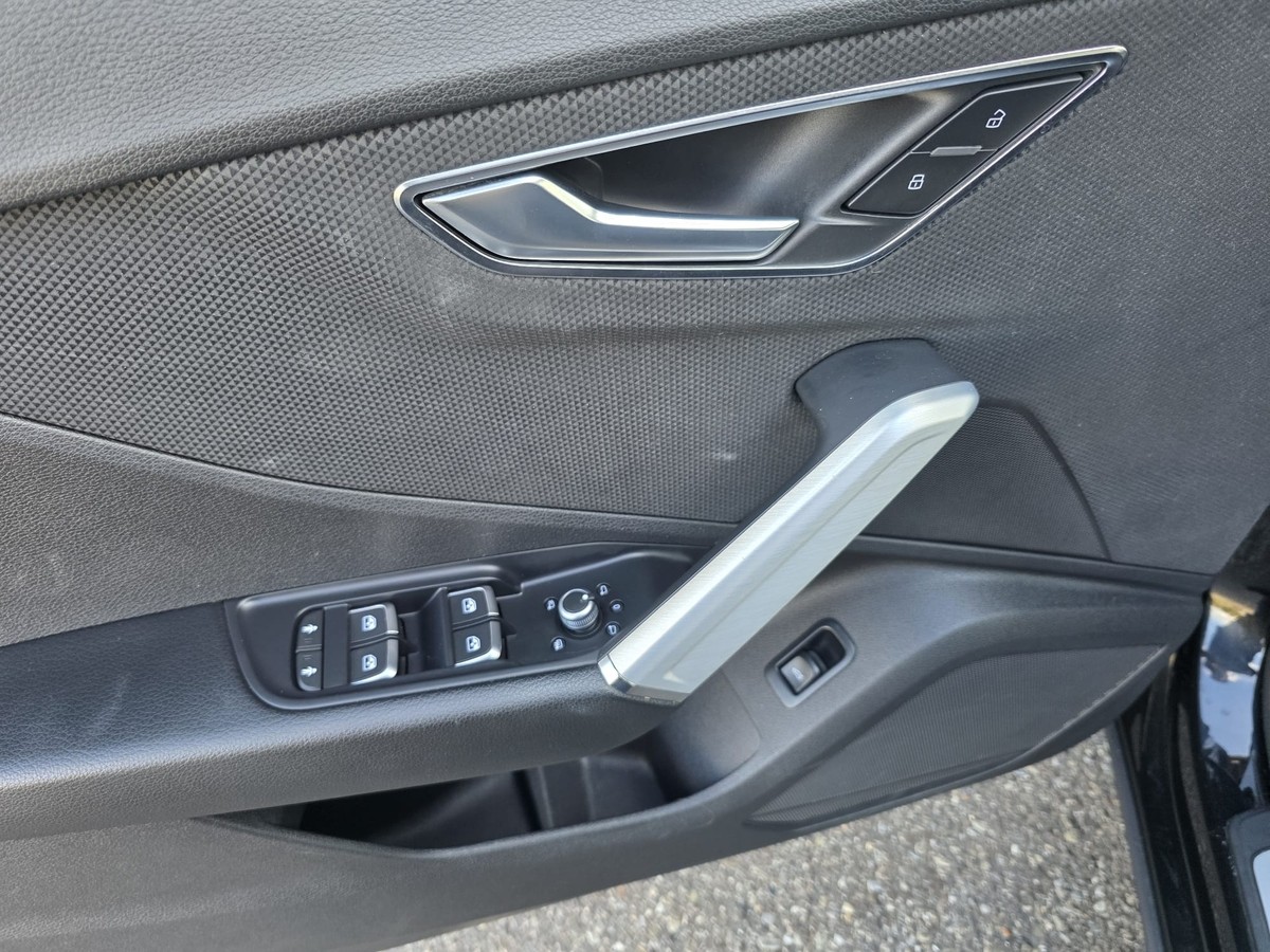 Audi Q2 35 TDI/S-Line/Temp./Nav./Panno/LED