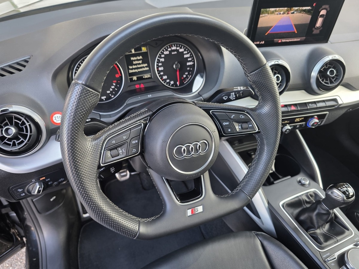 Audi Q2 35 TDI/S-Line/Temp./Nav./Panno/LED