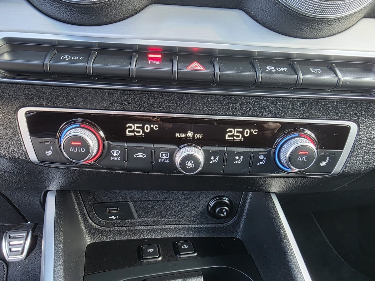 Audi Q2 35 TDI/S-Line/Temp./Nav./Panno/LED