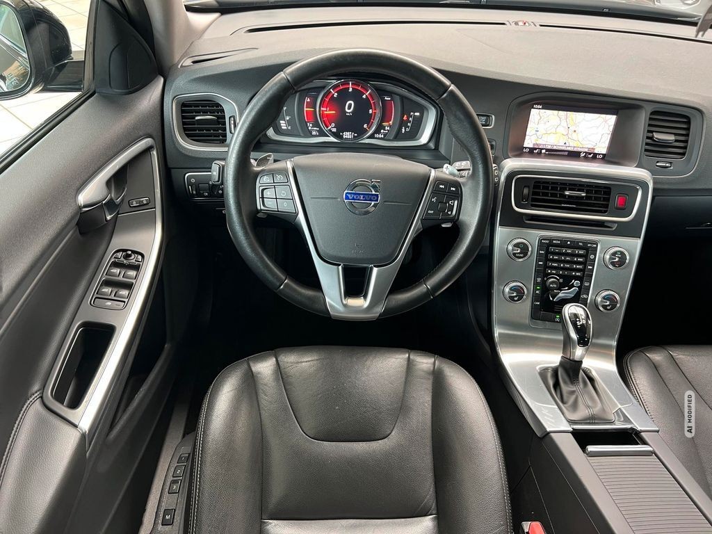 Volvo V60 Cross Country V60 Cross Country D4 Pro SCHECKHEFT|AHK|KAMERA