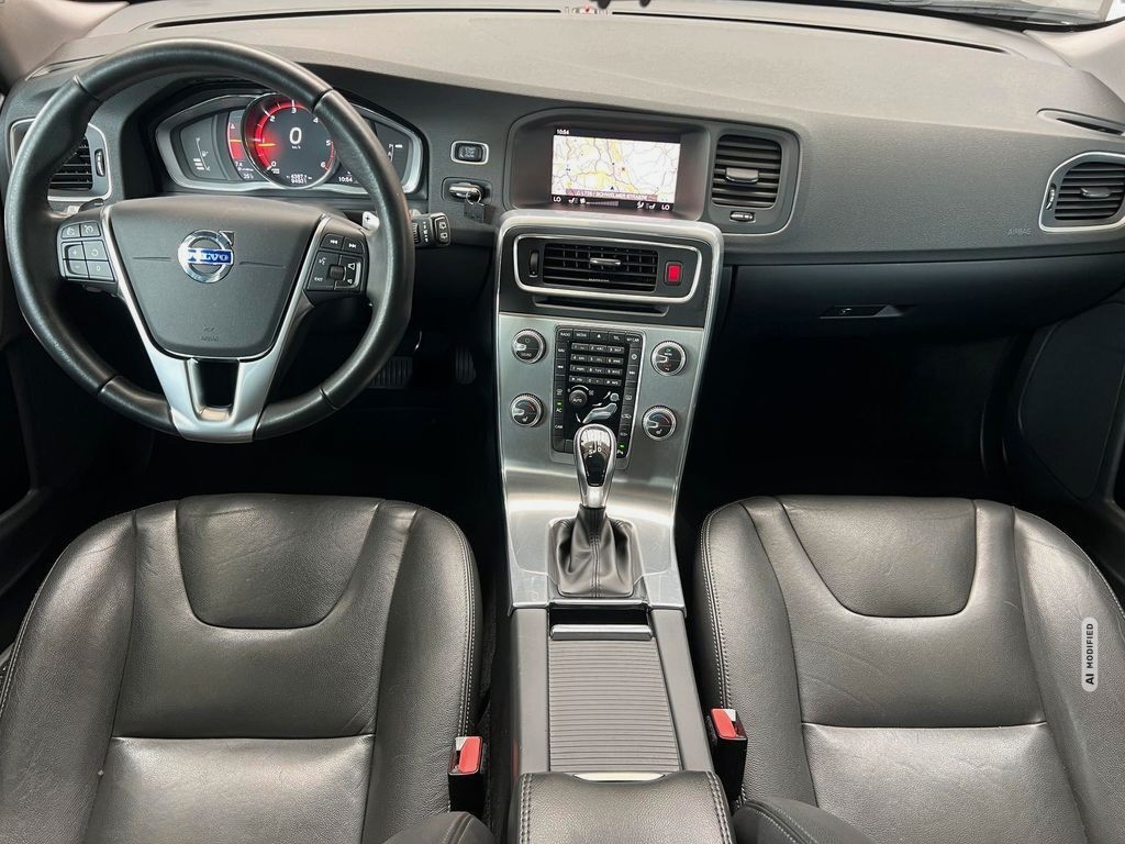 Volvo V60 Cross Country V60 Cross Country D4 Pro SCHECKHEFT|AHK|KAMERA